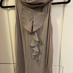 Beautiful Ann Taylor Sleeveless Blouse in Tahoe